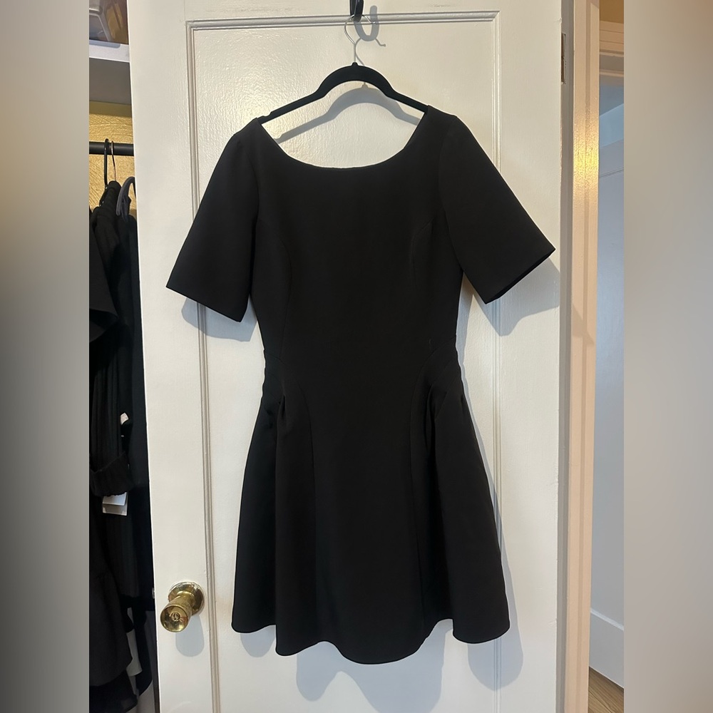 Short sleeve dress